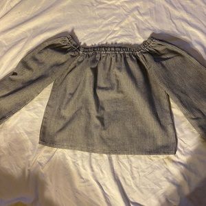 Brandy Melville off the shoulder top